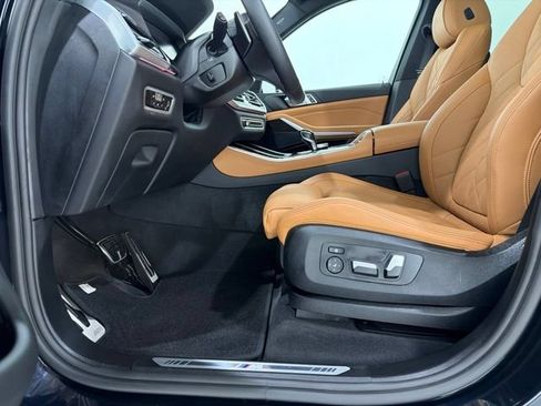 Used 2023 BMW X5 xDrive40i w/ M Sport Package AWD/4WD image 14