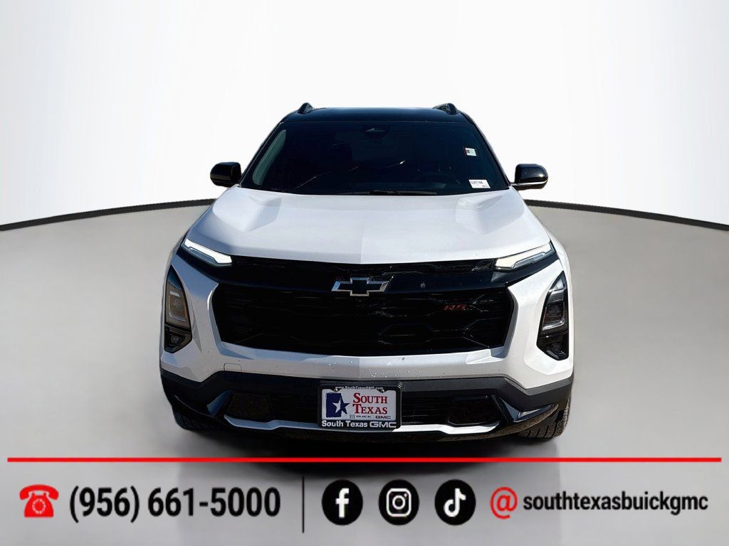 Used 2025 Chevrolet Equinox RS w/ Safety and Technology Package FWD image 2