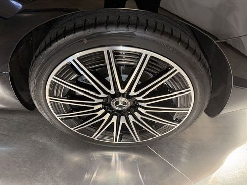 Used 2024 Mercedes-Benz CLE 300 4MATIC Cabriolet image 12