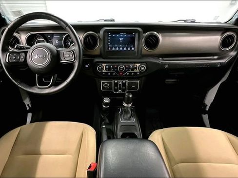 Used 2019 Jeep Wrangler Unlimited Sport S AWD/4WD image 18