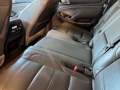 Used 2017 GMC Yukon Denali w/ Open Road Package RWD image 5