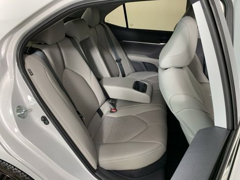 Used 2023 Toyota Camry XSE image 37