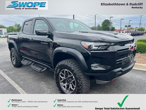 Used 2025 Chevrolet Colorado ZR2 w/ Technology Package AWD/4WD image 1