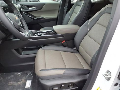 New 2026 Chevrolet Equinox LT w/ Convenience Package II image 6