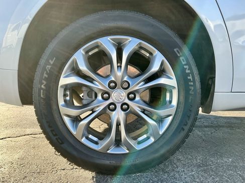 Used 2021 Buick Enclave Avenir w/ Avenir Technology Package image 21