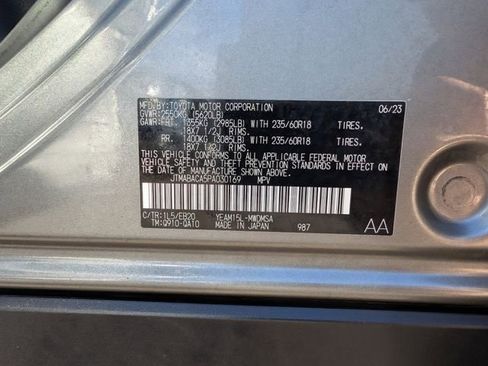 Used 2023 Toyota bZ4X XLE w/ Weather Package image 28