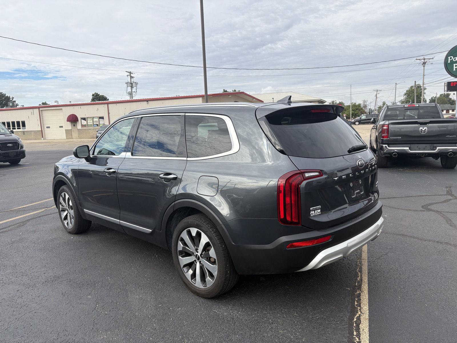 Used 2020 Kia Telluride S AWD/4WD image 23