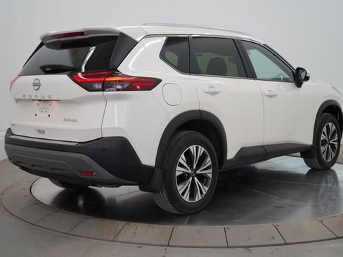 Used 2023 Nissan Rogue SV w/ SV Premium B Package image 7