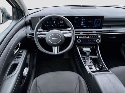 Certified 2025 Hyundai Tucson SEL