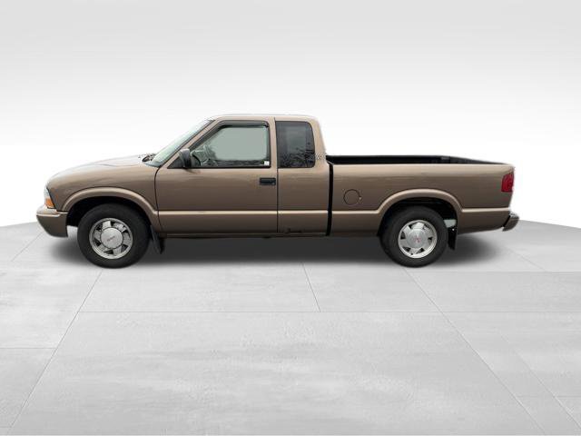 Used 2002 GMC Sonoma SLS w/ Marketing Option Pkg RWD image 4