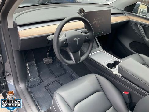 Used 2023 Tesla Model Y Long Range AWD/4WD image 6