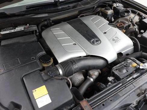 Used 2003 Lexus LS 430 RWD image 48