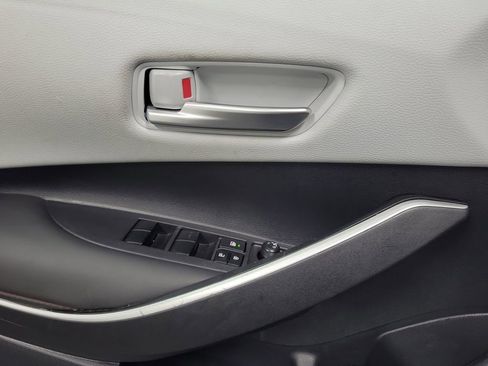 Used 2024 Toyota Corolla SE image 19