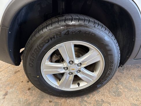 Used 2018 Chevrolet Trax LS image 12