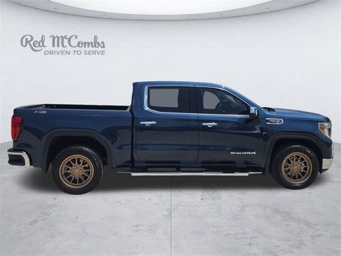 Used 2021 GMC Sierra 1500 SLT w/ X31 Off-Road Package AWD/4WD image 8