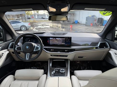 Used 2024 BMW X5 M60i image 35