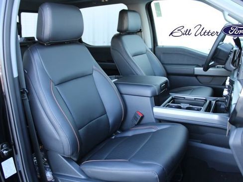 New 2026 Ford F250 Lariat w/ Black Appearance Package image 6