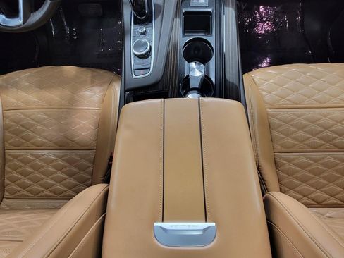 Certified 2021 Cadillac Escalade Sport AWD/4WD image 16