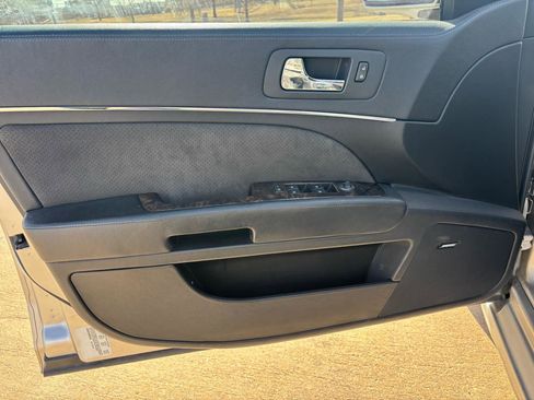 Used 2006 Cadillac STS V image 12