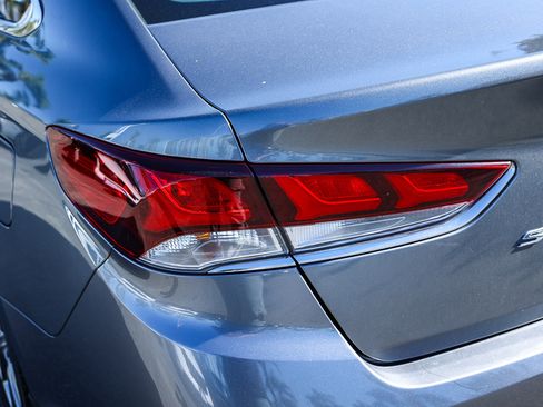 Used 2019 Hyundai Sonata Limited image 12