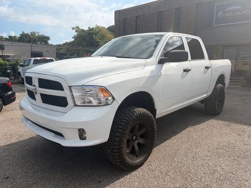 Used 2016 RAM 1500 Express AWD/4WD image 1