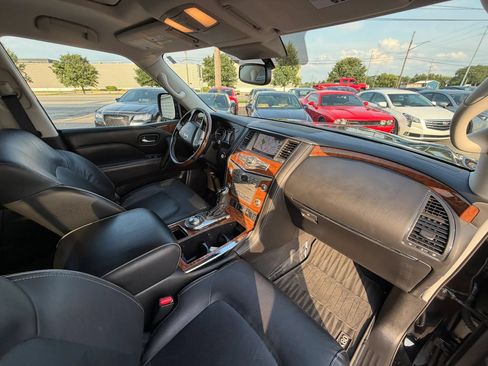 Used 2018 INFINITI QX80 4WD w/ Driver Assistance Package image 30