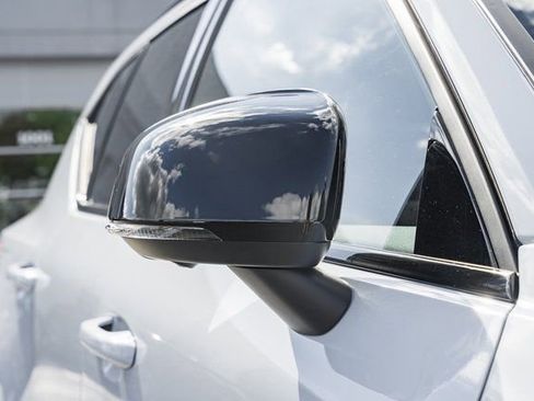 Used 2026 Volvo XC40 B5 Plus w/ Protection Package Premier image 15