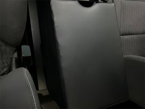 Used 2019 Chevrolet Tahoe 4WD w/ Remote Keyless Entry Package image 14