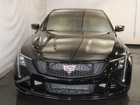 Used 2025 Cadillac CT5 V Blackwing w/ Parking Package RWD image 3