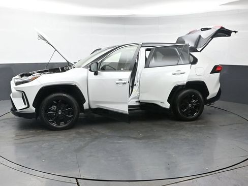 Used 2023 Toyota RAV4 XSE AWD/4WD image 50