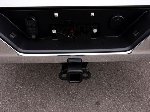 Used 2022 Chevrolet Silverado 2500 LT w/ Convenience Package image 7