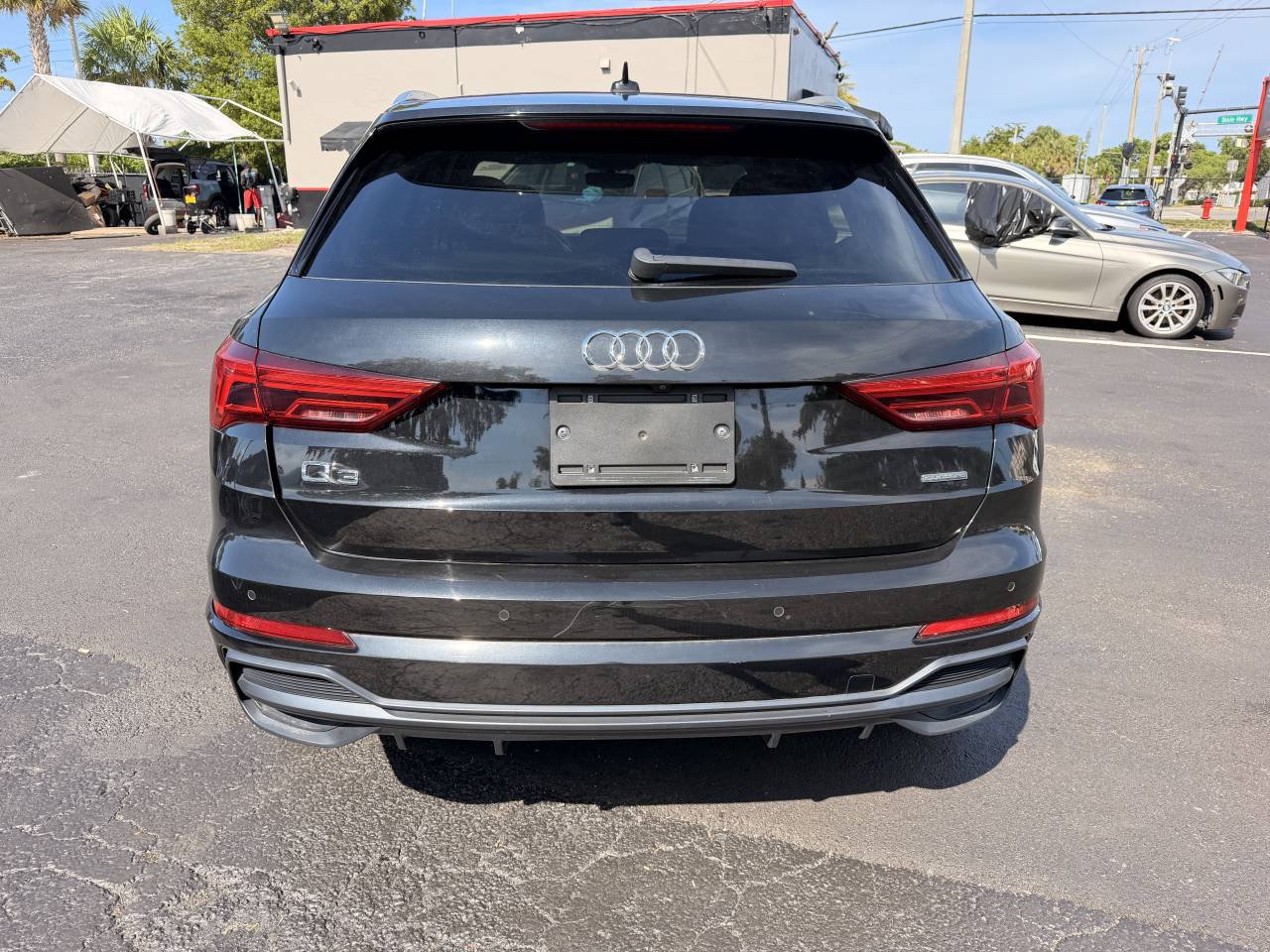 Used 2020 Audi Q3 2.0T Premium Plus w/ Premium Plus Package AWD/4WD image 4