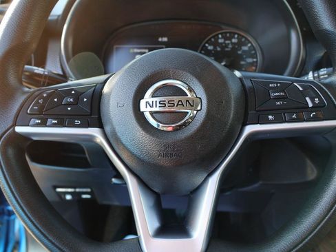 Used 2021 Nissan Kicks SV image 12