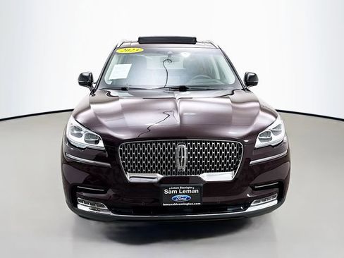 Used 2023 Lincoln Aviator Reserve w/ Equipment Group 201A AWD/4WD image 2
