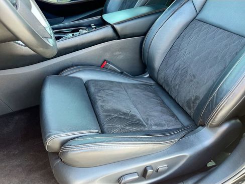 Used 2023 Nissan Maxima SR w/ Sport Mat Group FWD image 20