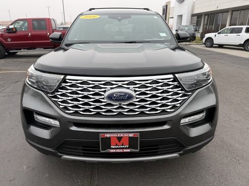 Used 2020 Ford Explorer Platinum image 2