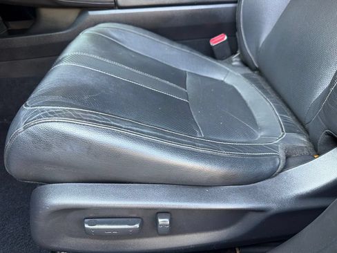 Used 2018 Honda Civic EX-L image 25