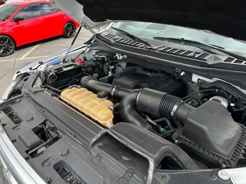 Used 2017 Ford F150 XLT w/ Trailer Tow Package image 36