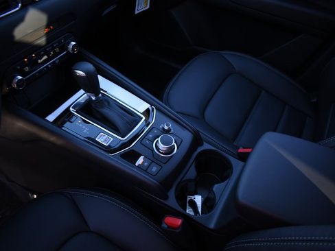 New 2025 MAZDA CX-5 AWD 2.5 S w/ Preferred Package image 26