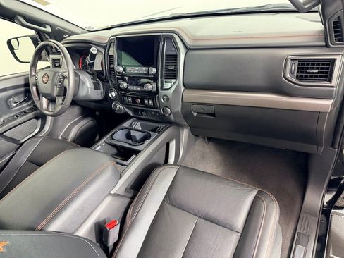 Used 2023 Nissan Titan PRO-4X w/ Pro-4x Convenience Package image 31
