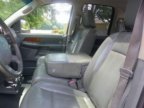 Used 2007 Dodge Ram 1500 Truck Laramie AWD/4WD image 10