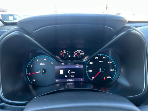 Used 2021 GMC Canyon Denali image 8