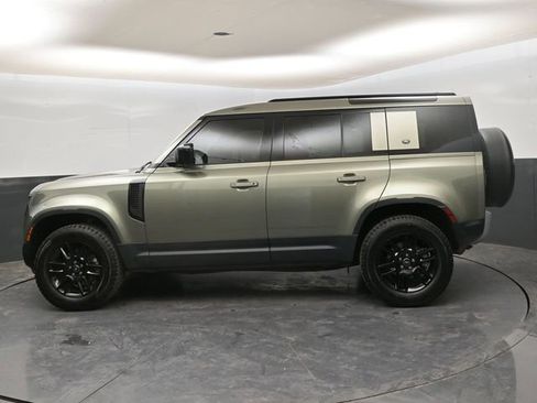 Used 2024 Land Rover Defender 110 S image 5