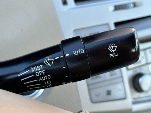 Used 2006 Toyota Avalon Limited image 46