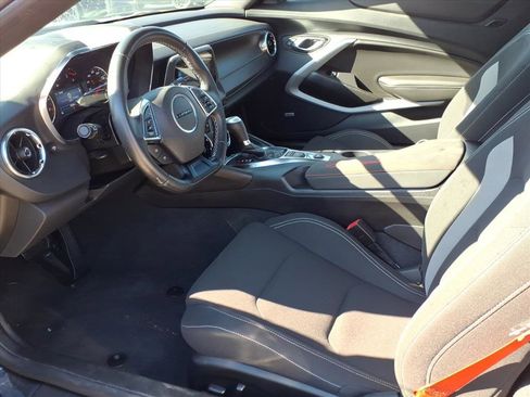 Used 2023 Chevrolet Camaro LT w/ RS Package image 10