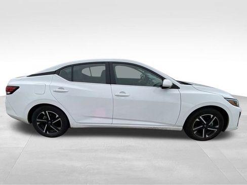 Used 2024 Nissan Sentra SV image 12