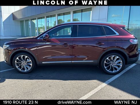 Certified 2023 Lincoln Nautilus Reserve w/ Equipment Group 201A AWD/4WD image 2