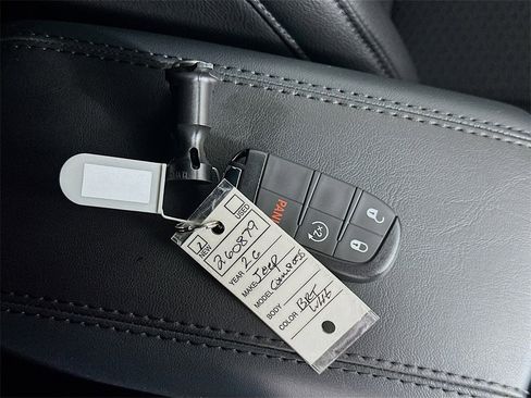 New 2026 Jeep Compass Latitude image 20