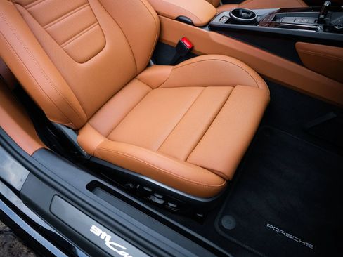 Used 2026 Porsche 911 GTS image 31