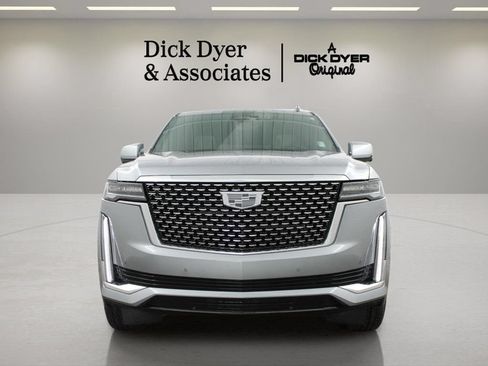 Used 2024 Cadillac Escalade Premium Luxury w/ LPO, Floor Liner Package AWD/4WD image 4